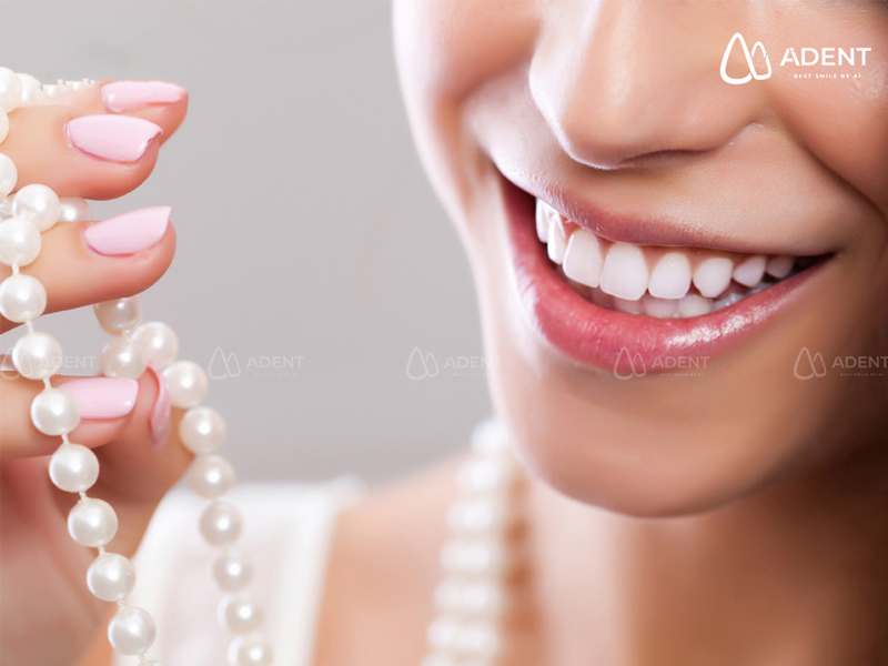 So sánh giữa răng sứ kim loại và răng toàn sứ