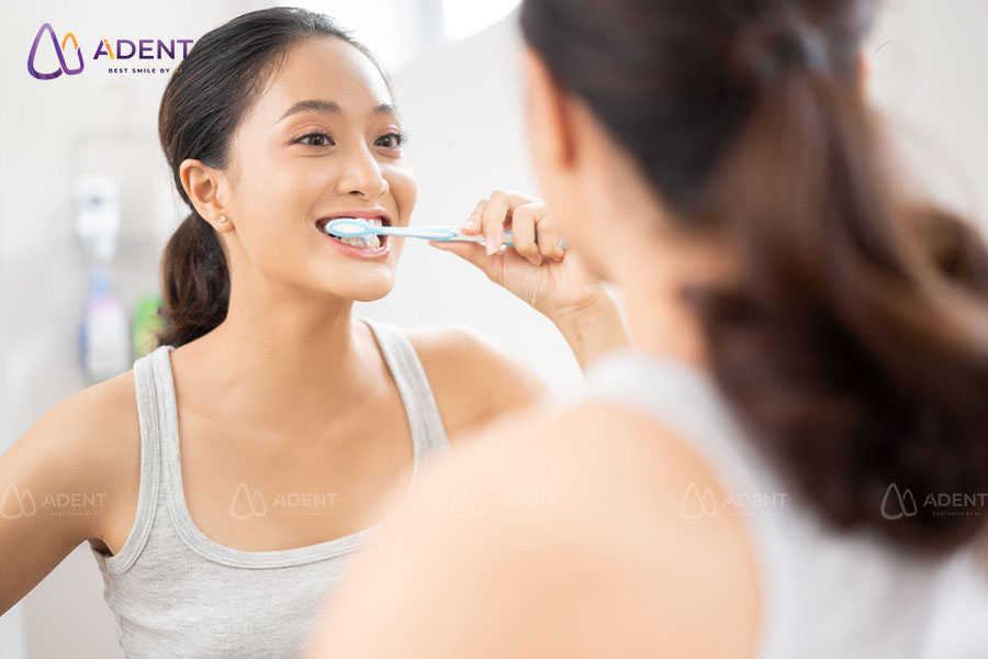 Hướng dẫn chải răng đúng cách trong 2 phút để răng sạch, lợi khỏe